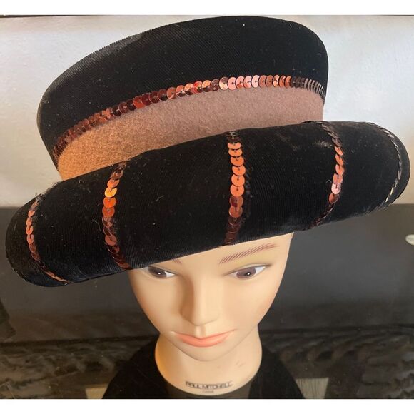 Vintage 100% Wool Women’s Tub  Hat Tan/Black Gold Sequins by Deborah New York - Picture 5 of 10